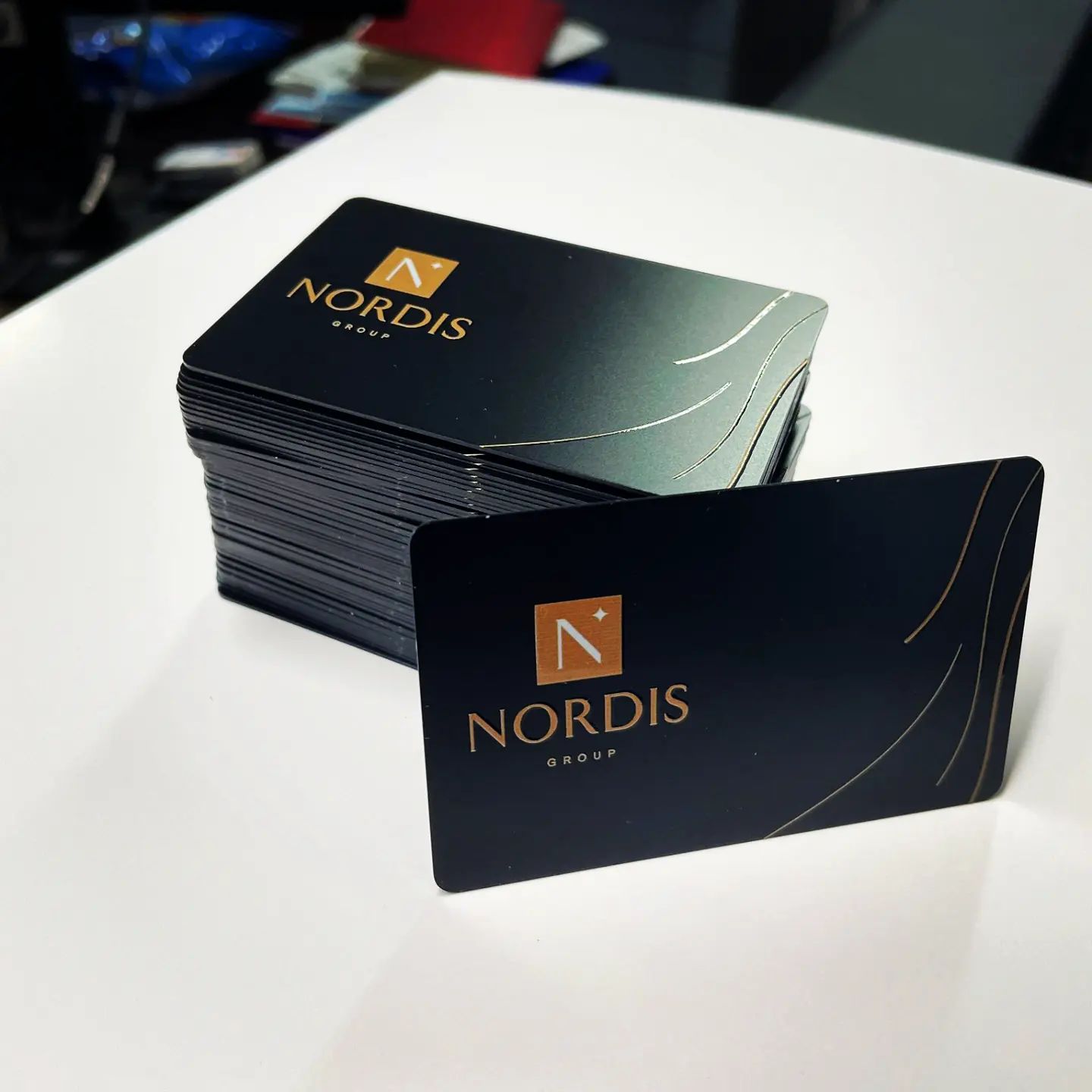 carduri personalizate cu cipuri carti de vizita de lux personalizate